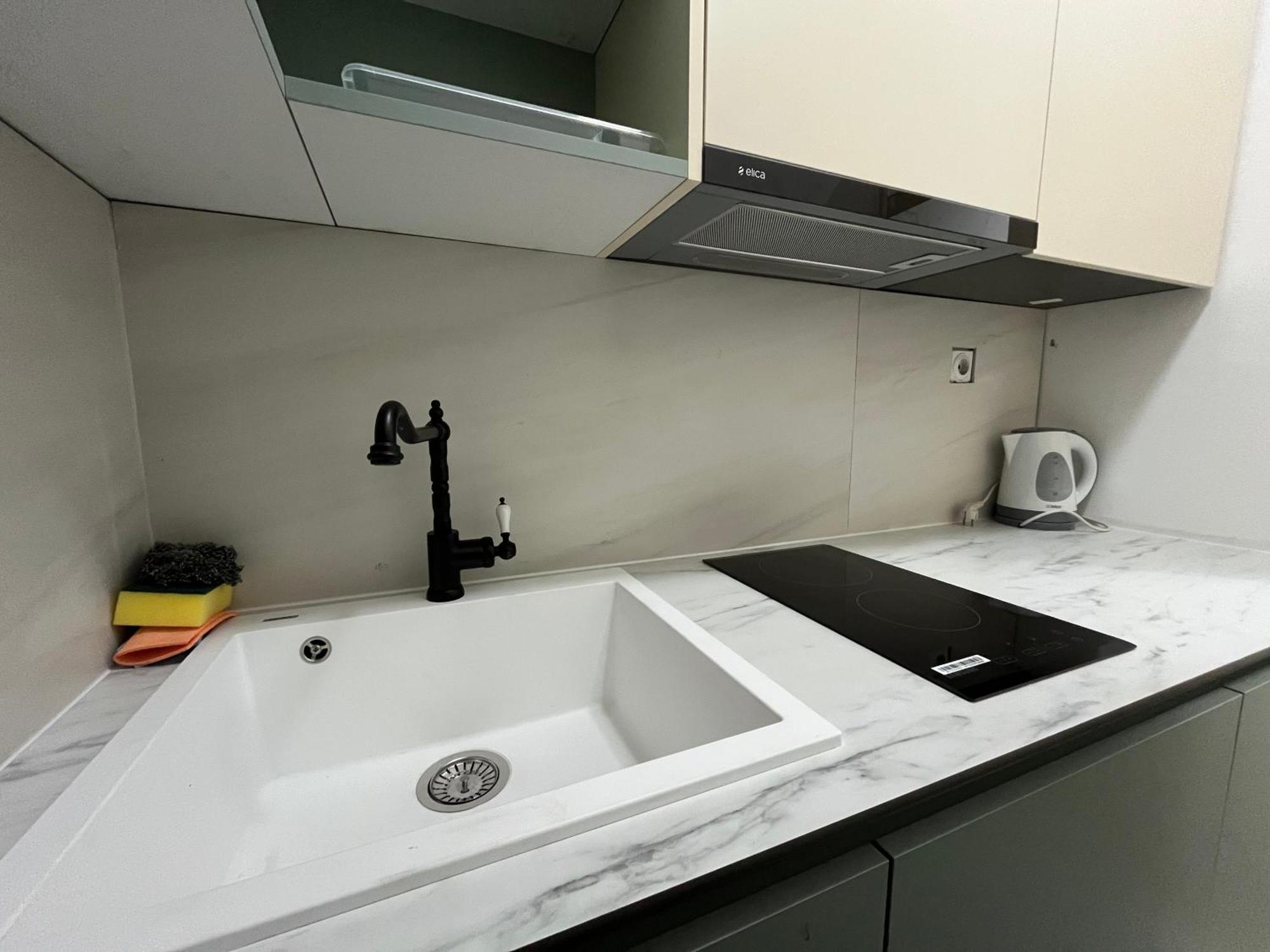 Central M - 5 Apartments Скопье Экстерьер фото